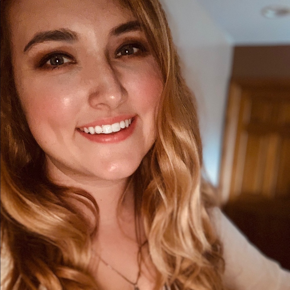 Meet your Posher, Alexa